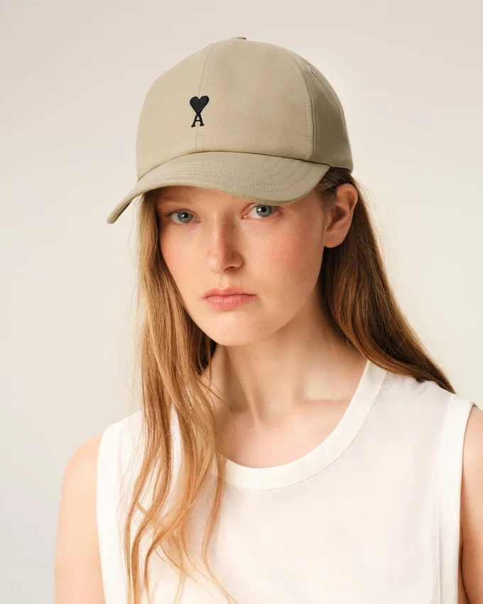 Beige Cotton Ami De Coeur Embroidery Cap Beige Cotton Ami De Coeur Embroidery Cap