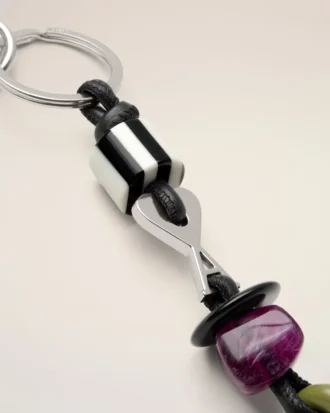 black leather and metal ami de coeur pearls keyring 2 330x413 - Black Leather and Metal Ami De Coeur Pearls Keyring